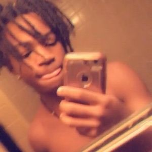 Meet your Posher, Cj